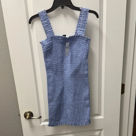 forever 21 blue mini dress Blue ruched mini dress FOREVER 21 S (4-6)